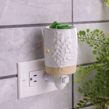 Load image into Gallery viewer, Garden Blooms Pluggable Fragrance Warmer
