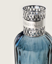 Load image into Gallery viewer, Blue Quintessence Catalytic Lamp