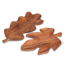 Load image into Gallery viewer, Medium Long Oak Leaf Dish