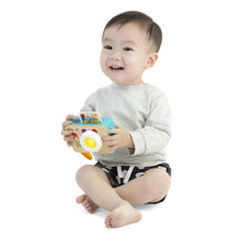 Load image into Gallery viewer, HAPE Learning Lens Toy Camera