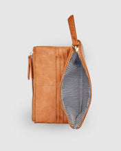 Load image into Gallery viewer, Delta Wallet - Honey