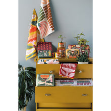 Load image into Gallery viewer, Venus Midi Studio Mug