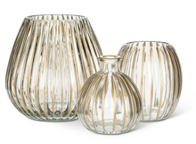 Load image into Gallery viewer, Medium Ribbed Wide Bottom Vase with Gold Stripes