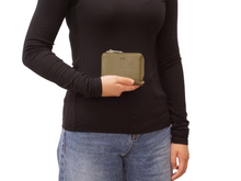 Load image into Gallery viewer, Riley Wallet - Camel
