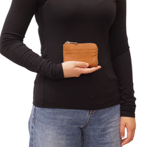 Load image into Gallery viewer, Jenny Card Case - Camel