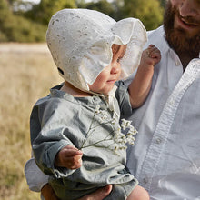 Load image into Gallery viewer, Baby Bonet- White Embroidery