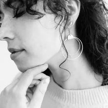 Load image into Gallery viewer, Distressed Brown Leather & Brass Circles Earrings