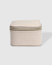 Load image into Gallery viewer, Beau Jewelry Case - Croc Putty