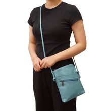 Load image into Gallery viewer, Hannah Crossbody - Camel