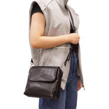 Load image into Gallery viewer, Aura Crossbody - Almond