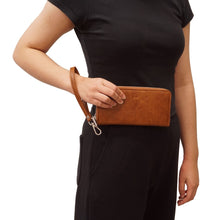 Load image into Gallery viewer, Jezebel Zip-Around Wallet - Light Khaki