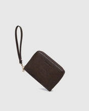 Load image into Gallery viewer, Eden Saddle Wallet- Chocolate