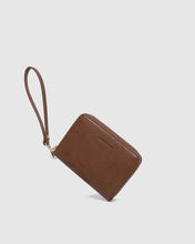 Load image into Gallery viewer, Eden Saddle Wallet- Cognac