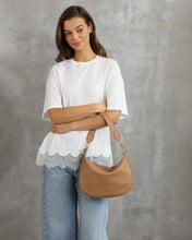 Load image into Gallery viewer, Georgina Shoulder Bag- Honey