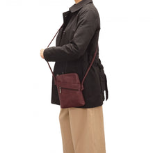 Load image into Gallery viewer, Hannah Crossbody - Black