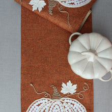 Load image into Gallery viewer, Russet Textured Pumpkin Table Runner
