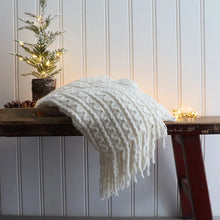 Load image into Gallery viewer, Cream Woven Knit Tassel Throw
