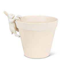 Load image into Gallery viewer, Climbing Bunny Pot Hanger
