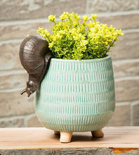 Load image into Gallery viewer, Hanging Snail
