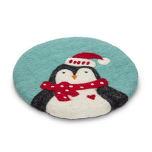 Load image into Gallery viewer, Penguin Trivet
