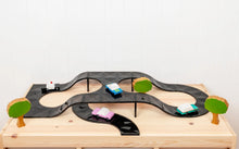 Load image into Gallery viewer, Ramps &amp; Intersections 16pc. Pack
