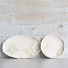 Load image into Gallery viewer, Embossed Floral Ceramic Plate
