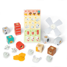 Load image into Gallery viewer, Blockables Farm Friends Small Play Set
