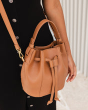 Load image into Gallery viewer, Montie Bucket Bag - Tan
