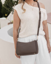 Load image into Gallery viewer, Dana Crossbody Bag - Mocha
