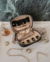 Load image into Gallery viewer, Rita Jewelry Case - Black
