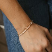 Load image into Gallery viewer, Addie Pearl Bracelet - Gold/White Pearl
