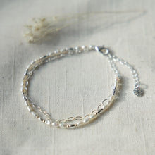 Load image into Gallery viewer, Addie Pearl Bracelet - Silver/White Pearl
