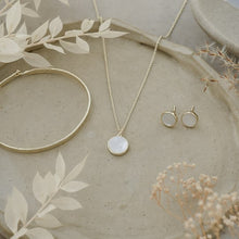 Load image into Gallery viewer, Alluring Studs - Silver/Mother Of Pearl
