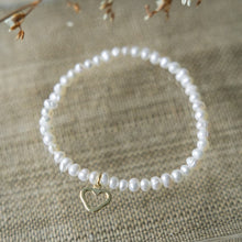 Load image into Gallery viewer, Amore Pearly Bracelet - Gold/Pearl
