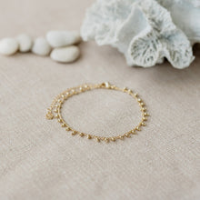 Load image into Gallery viewer, Droplet Anklet - Gold
