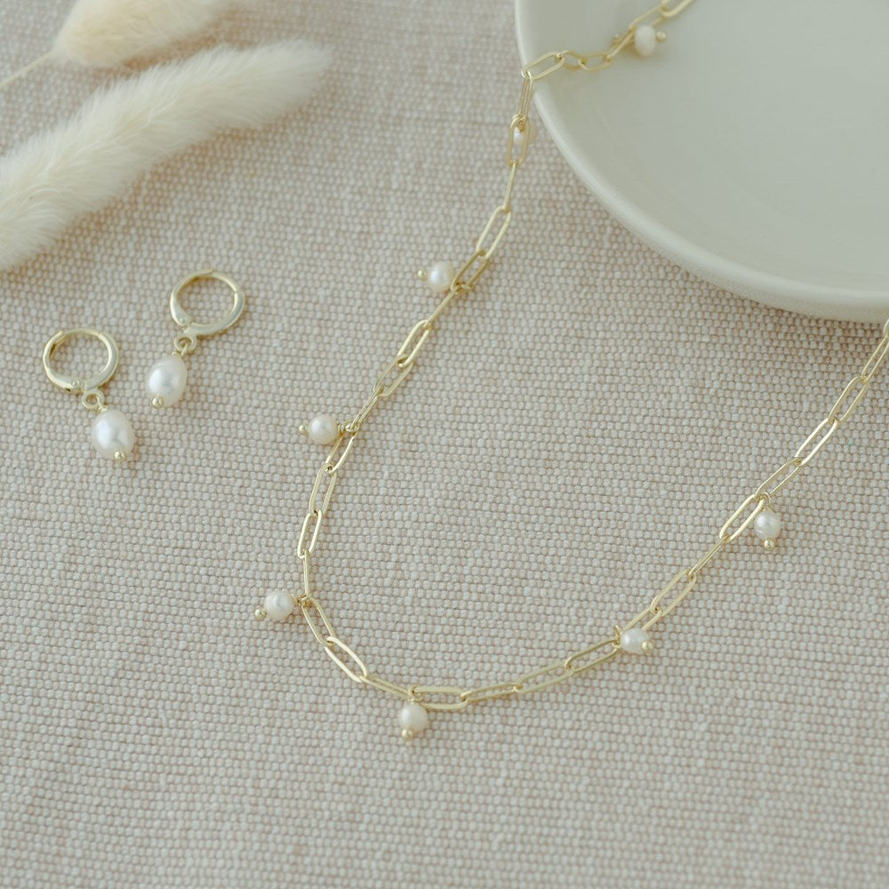 Beatrice Pearl Necklace - Gold/White Pearl