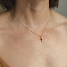 Load image into Gallery viewer, Conch Charm Necklace - Gold
