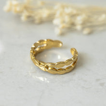 Load image into Gallery viewer, Curio Ring- Gold
