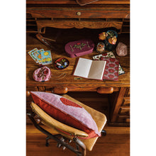 Load image into Gallery viewer, Rose Briar Trinket Tray
