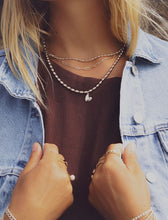 Load image into Gallery viewer, Ever Heart Necklace- Gold
