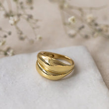 Load image into Gallery viewer, Dune Ring- Gold
