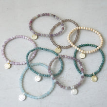 Load image into Gallery viewer, Go-To Bracelet- Gold/Agate
