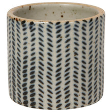 Load image into Gallery viewer, Houndstooth Element Napkin Ring
