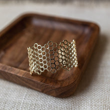 Load image into Gallery viewer, Hive Cuff - Gold
