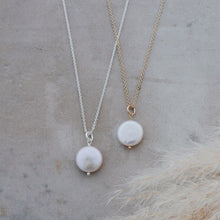 Load image into Gallery viewer, Liv Necklace - Gold/White Pearl
