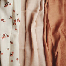 Load image into Gallery viewer, Set of 3 Muslin Squares - Peaches
