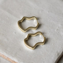 Load image into Gallery viewer, Muse Hoops - Gold

