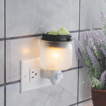 Load image into Gallery viewer, Glass Mason Jar Pluggable Fragrance Warmer

