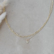 Load image into Gallery viewer, Paper Clip Heart Necklace - Gold
