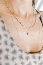 Load image into Gallery viewer, Paper Clip Heart Necklace - Gold
